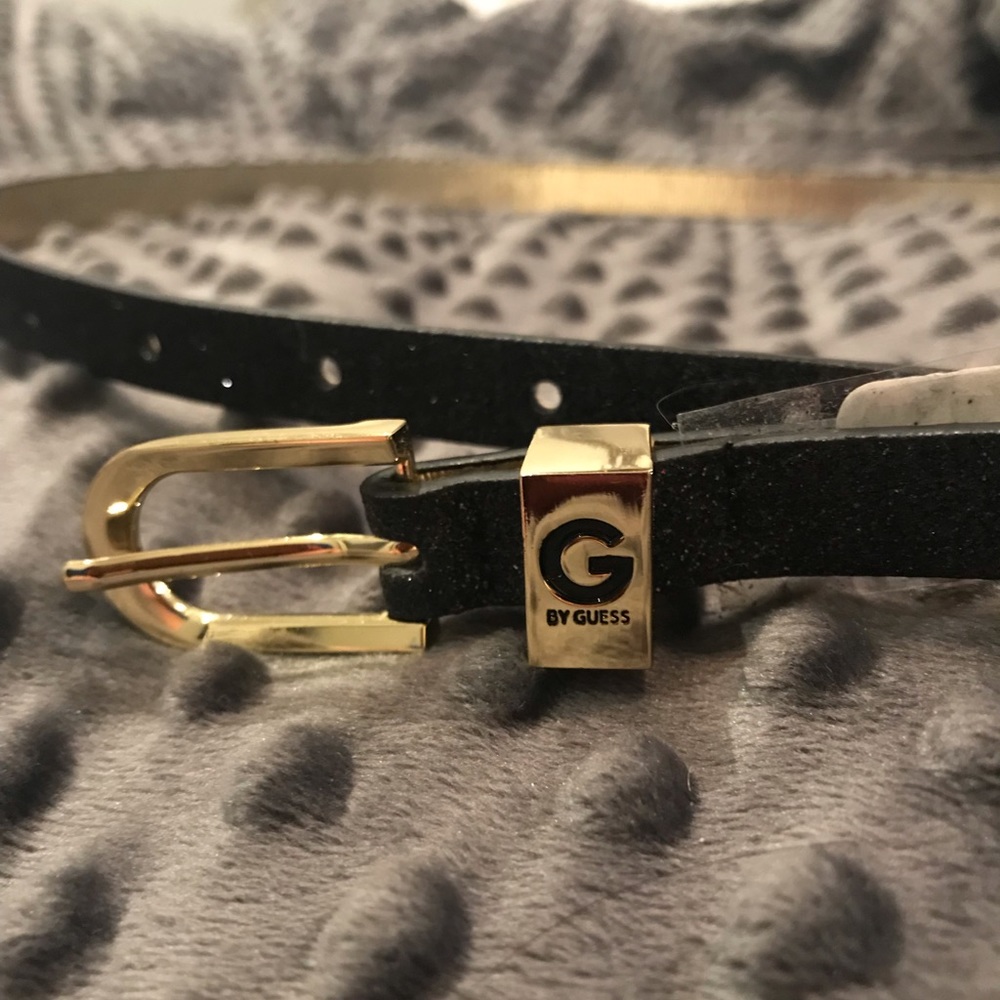 Black shinny Guess belt